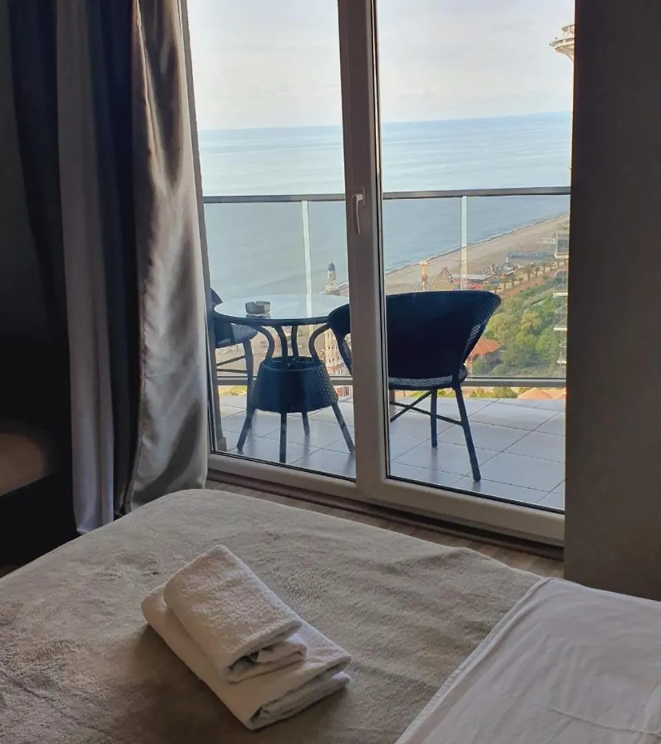 Royal Apartments Orbi Batumi 0*,