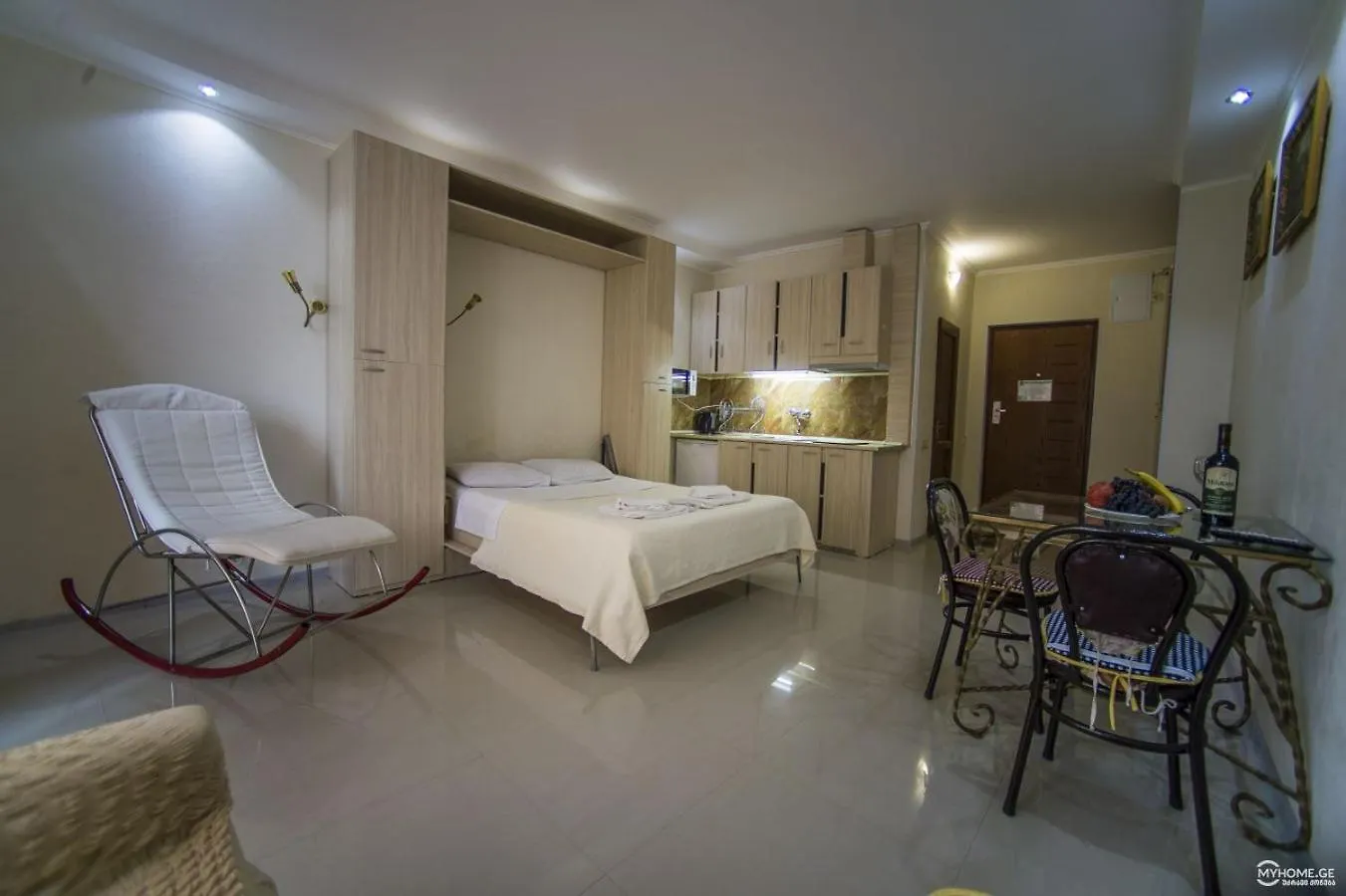 Royal Apartments Orbi Batumi 0*,